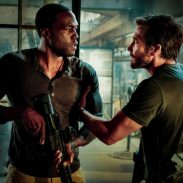 (from left) Will Sharp (Yahya Abdul-Mateen II) and Danny Sharp (Jake Gyllenhaal) in Ambulance, directed by Michael Bay.